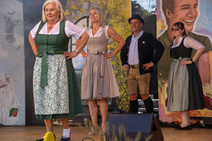 Volkstanz am Samstag am Dirndlkirtag 2025 in Frankenfels