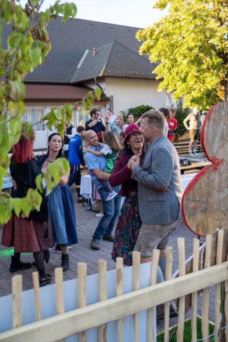 Tanzen am Samstag am Dirndlkirtag 2025 in Frankenfels