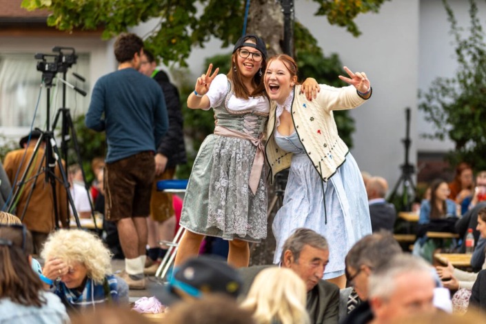 Jugend am Dirndlkirtag in Frankenfels am Sonntag
